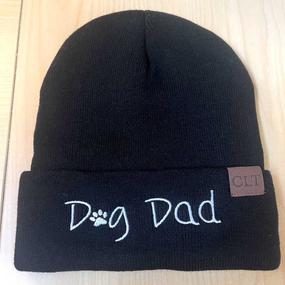 Black Knit 🐾 Paw Print Dog 🐶Dad Beanie *NEW*